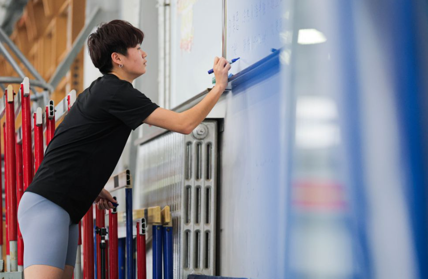 凤凰彩票等待着您的到来