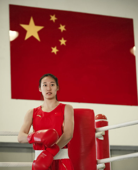 与凤凰彩票网同行的快乐游戏时光